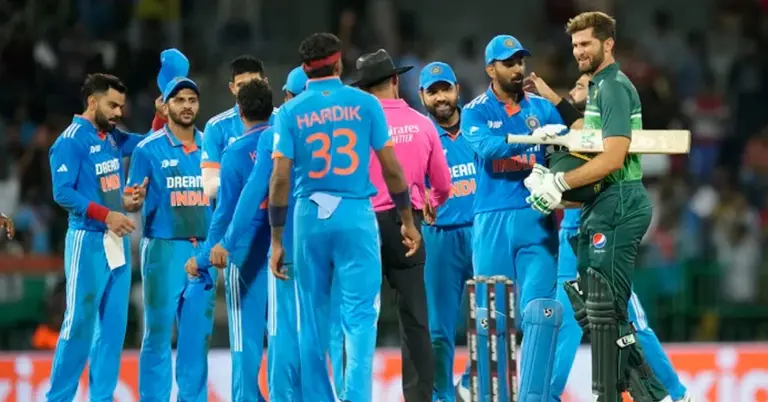 ভারত ও পাকিস্তানের খেলোয়াড়রা